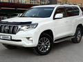 Toyota Land Cruiser Prado 2018 года за 19 800 000 тг. в Актобе – фото 2
