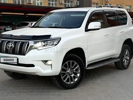 Toyota Land Cruiser Prado 2018 года за 19 800 000 тг. в Актобе – фото 2
