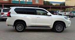 Toyota Land Cruiser Prado 2018 года за 19 800 000 тг. в Актобе – фото 4