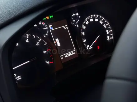Toyota Land Cruiser Prado 2018 года за 19 800 000 тг. в Актобе – фото 7
