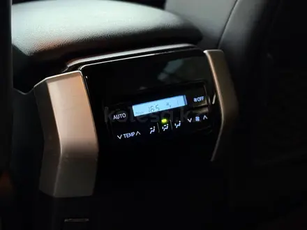 Toyota Land Cruiser Prado 2018 года за 19 800 000 тг. в Актобе – фото 10