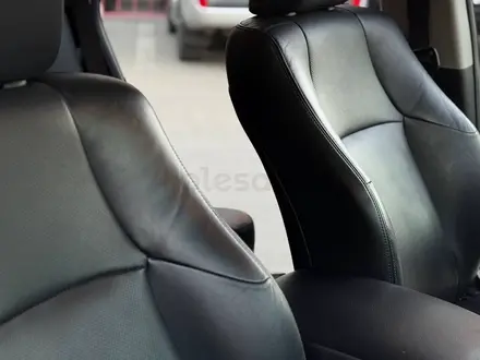 Toyota Land Cruiser Prado 2018 года за 19 800 000 тг. в Актобе – фото 13