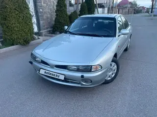 Mitsubishi Galant