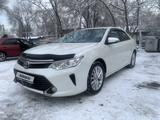 Toyota Camry 2016 годаүшін10 500 000 тг. в Алматы – фото 2