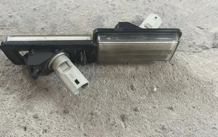 Подсветка заднего номера на Lexus GX 470 за 10 000 тг. в Алматы