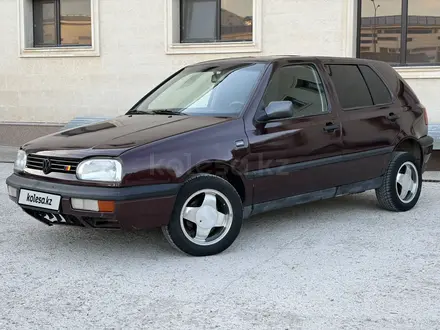 Volkswagen Golf 1991 года за 950 000 тг. в Караганда – фото 2