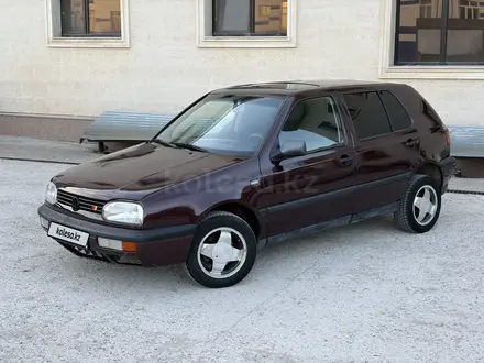 Volkswagen Golf 1991 года за 950 000 тг. в Караганда
