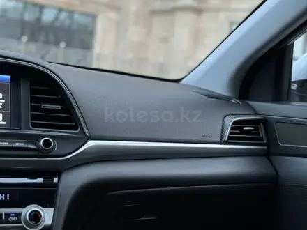 Hyundai Elantra 2020 года за 8 550 000 тг. в Шымкент – фото 19