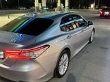 Toyota Camry 2018 года за 13 300 000 тг. в Шымкент – фото 4