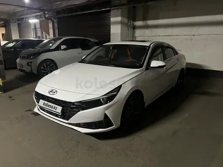 Hyundai Elantra 2023 года за 10 500 000 тг. в Алматы