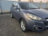 Hyundai Tucson 2011 года за 6 800 000 тг. в Атырау – фото 2