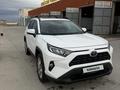 Toyota RAV4 2020 года за 14 000 000 тг. в Актау – фото 2