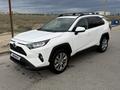 Toyota RAV4 2020 года за 14 000 000 тг. в Актау – фото 3