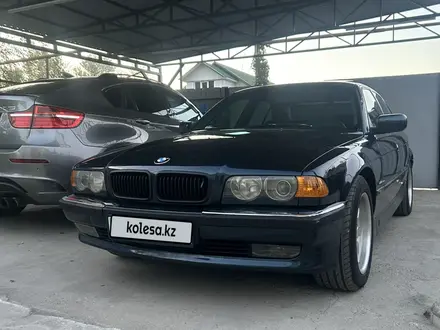 BMW 730 1995 года за 4 000 000 тг. в Алматы