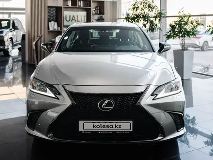 Lexus ES 250 2022 года за 24 120 000 тг. в Астана – фото 2