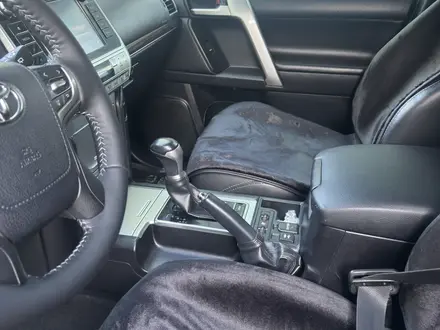 Toyota Land Cruiser Prado 2020 года за 25 300 000 тг. в Астана – фото 22