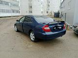 Toyota Camry 2003 годаүшін4 700 000 тг. в Актобе – фото 2