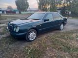 Mercedes-Benz E 230 1997 годаүшін2 300 000 тг. в Семей