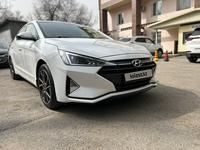 Hyundai Elantra 2019 года за 7 600 000 тг. в Алматы