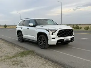 Toyota Sequoia, 2022