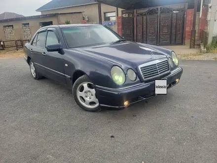 Mercedes-Benz E 280 1997 года за 2 500 000 тг. в Шымкент