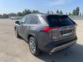 Toyota RAV4 Luxe+ 2025 года за 21 500 000 тг. в Актобе – фото 2