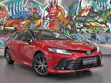 Toyota Camry 2021 года за 13 990 000 тг. в Алматы – фото 3