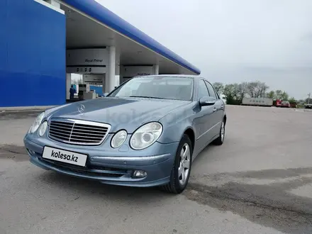 Mercedes-Benz E 200 2005 года за 4 700 000 тг. в Алматы – фото 2