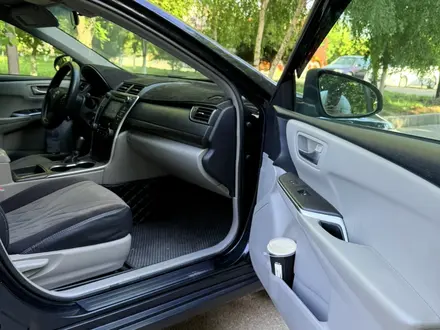 Toyota Camry 2015 года за 7 350 000 тг. в Шымкент – фото 5