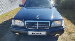 Mercedes-Benz C 180 1996 года за 2 150 000 тг. в Астана – фото 2