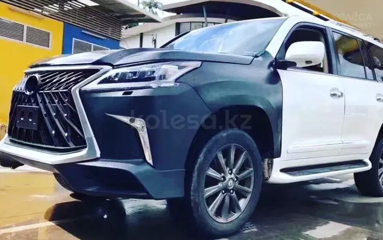 Комплект рестайлинга для Lexus LX 570 за 1 500 000 тг. в Алматы