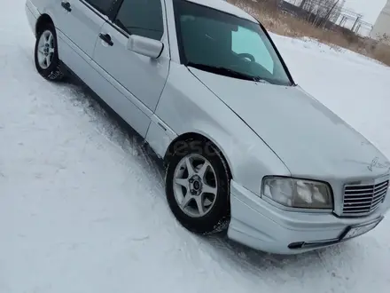 Mercedes-Benz C 180 1993 года за 1 500 000 тг. в Астана – фото 2