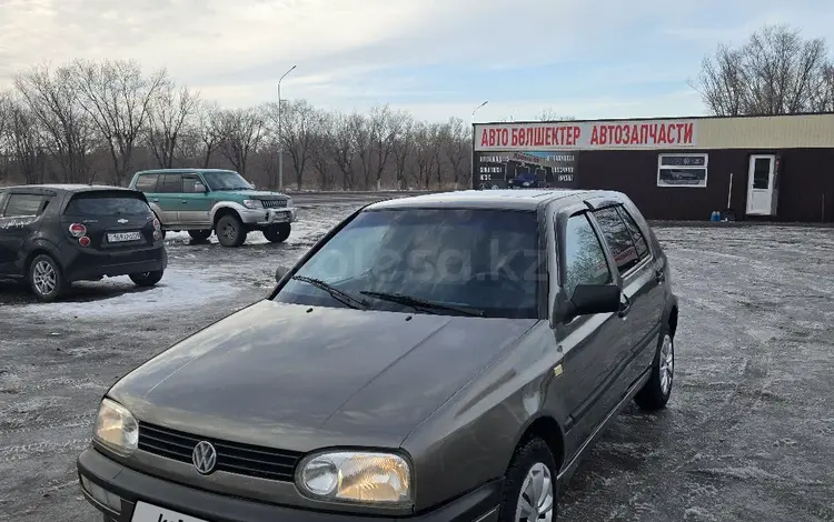 Volkswagen Golf 1994 годаүшін1 650 000 тг. в Караганда