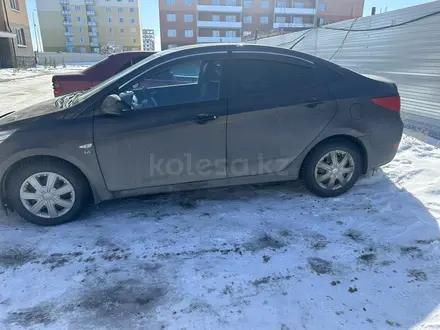 Hyundai Solaris 2015 года за 6 000 000 тг. в Жезказган – фото 2