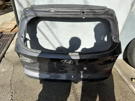 Крышка багажник за 10 000 тг. в Шымкент – фото 2