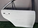 Дверь задняя правая Toyota Camry 40-45 за 65 000 тг. в Караганда