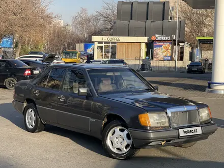 Mercedes-Benz E 280 1991 года за 3 000 000 тг. в Алматы – фото 2