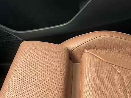 Skoda Kodiaq 2025 года за 20 800 000 тг. в Алматы – фото 18