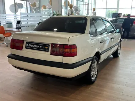 Volkswagen Passat 1996 года за 1 750 000 тг. в Астана – фото 4