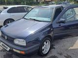 Volkswagen Golf 1994 годаүшін2 300 000 тг. в Талдыкорган