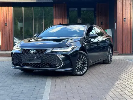 Toyota Avalon 2022 года за 20 900 000 тг. в Алматы