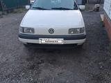 Volkswagen Passat 1993 годаүшін1 500 000 тг. в Астана – фото 4