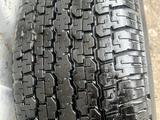 R 16 диск GX с резиной 275-70-16 Bridgestone. за 70 000 тг. в Алматы – фото 3