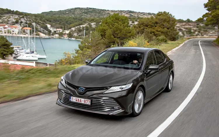 Стекла фар Toyota камри 70 Павлодар Алматы отправка за 20 000 тг. в Павлодар