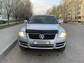 Volkswagen Touareg 2005 года за 6 000 000 тг. в Астана – фото 15