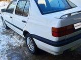 Volkswagen Vento 1993 года за 850 000 тг. в Шымкент