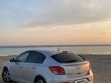 Chevrolet Cruze 2012 года за 2 800 000 тг. в Актау – фото 2