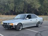 BMW 540 1995 года за 3 700 000 тг. в Алматы