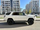 Toyota 4Runner 2016 годаүшін16 300 000 тг. в Астана – фото 4