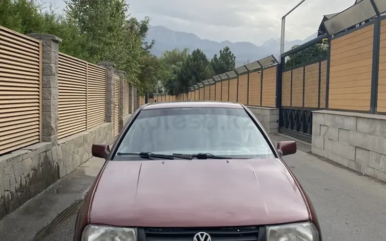 Volkswagen Vento 1993 года за 1 200 000 тг. в Алматы